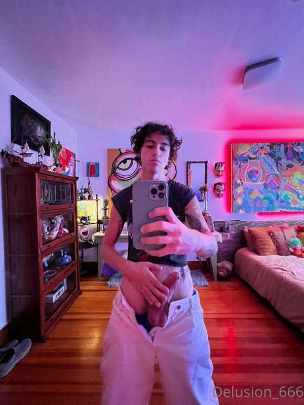 delusion666 image #0