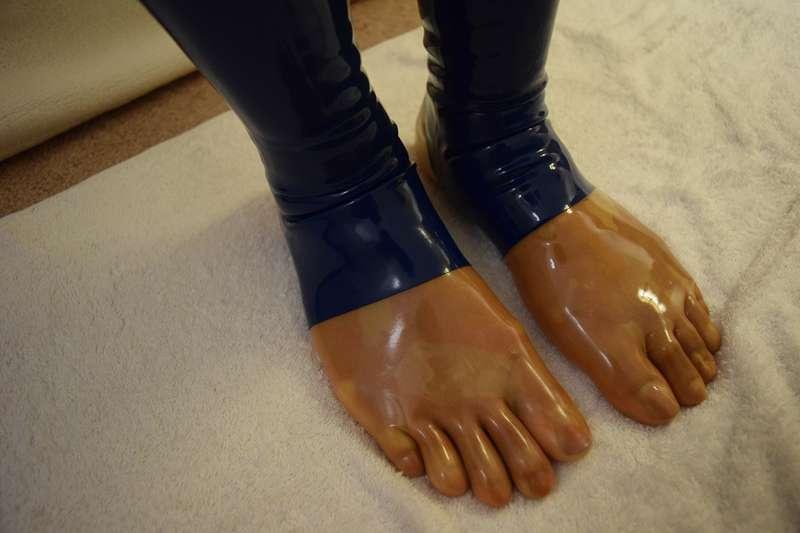 047 - Clear Socks (Part 3)