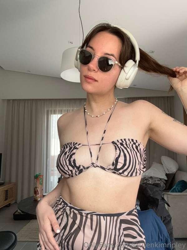 laurenkimripley image #0