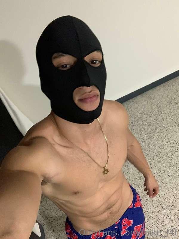 Llego el violador 😈😈