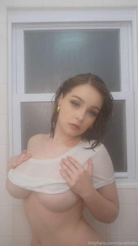 Shower part 3 I don't know how to continue the narrative but..