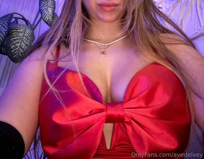 Don’t be shy come say hi in DM’s 🌟🍒