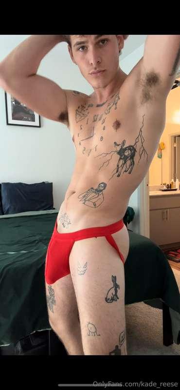 I'll be LIVE in 5 minutes 😈💦