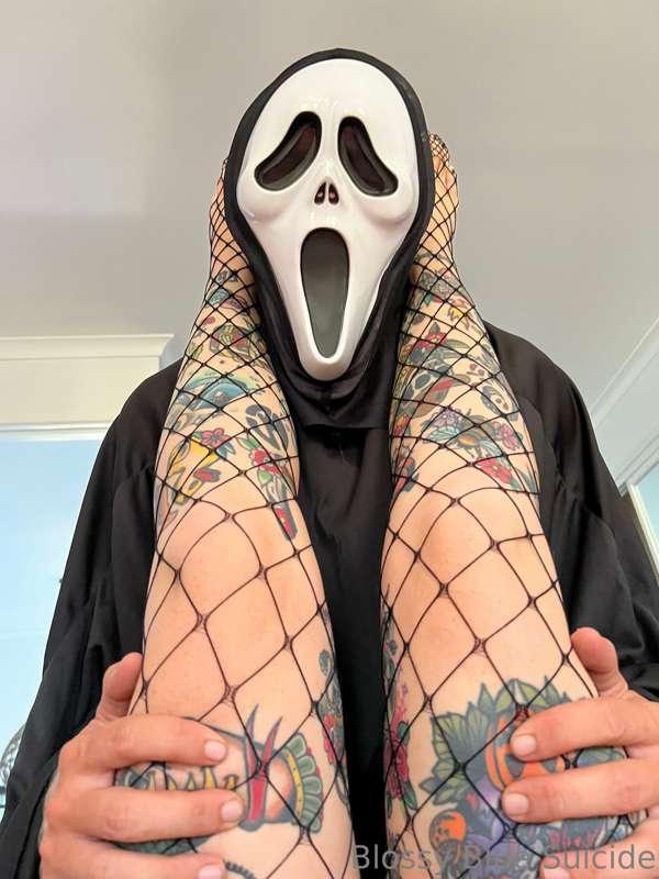 My favourite scary movie 💦 @caspiel