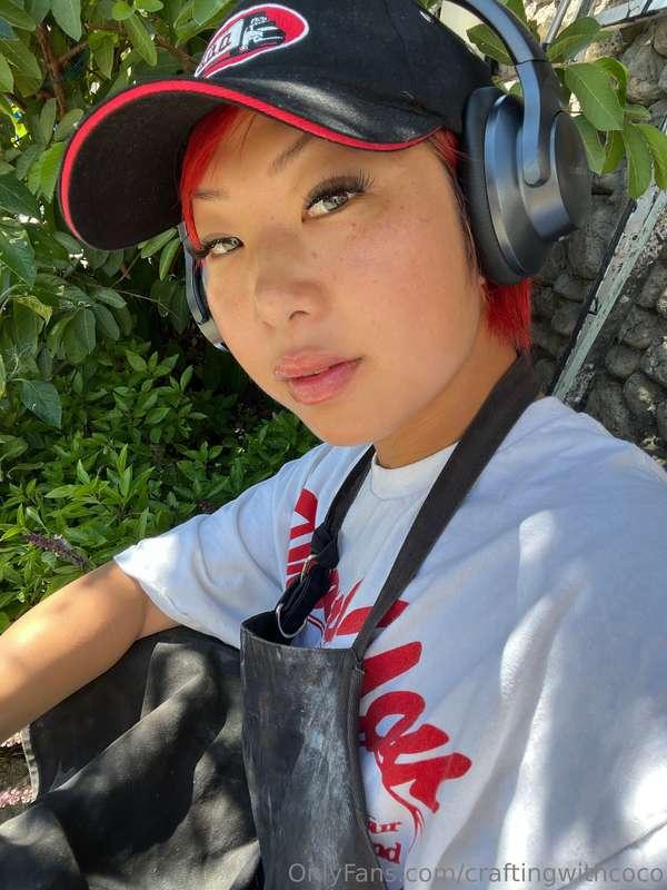 So many new faces here 😍🥰So allow me to reintroduce myself: ..