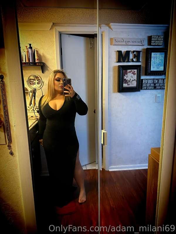 All dressed in back 🖤