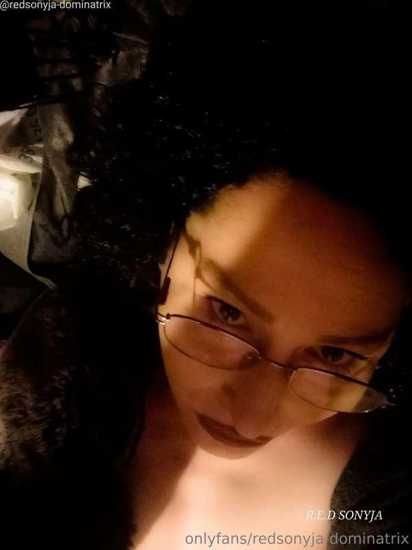 redsonyja-dominatrix image #5