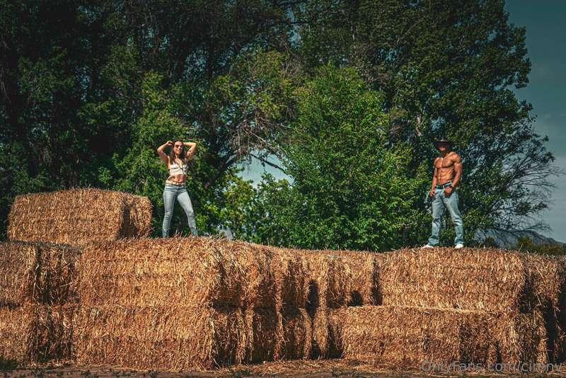 I want that yummy, yummy BBC cowboy in the distance. 😈