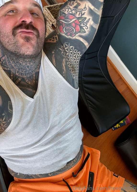 Going live on TikTok tonight at 8pm et 
Follow my account - ..