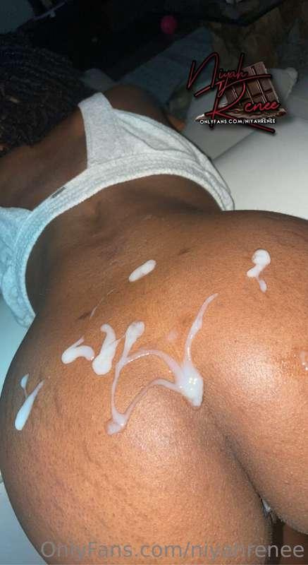 I love getting my ass covered In warm cum 🥰