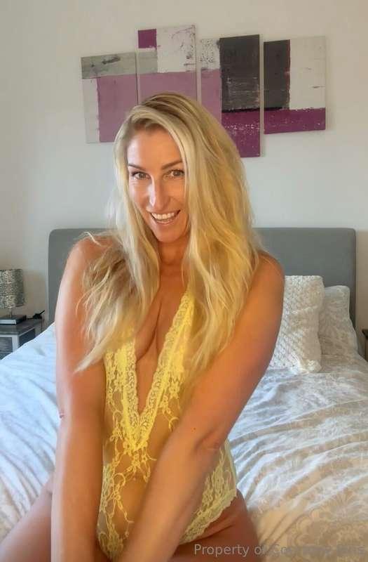 courtneysinsxo main image
