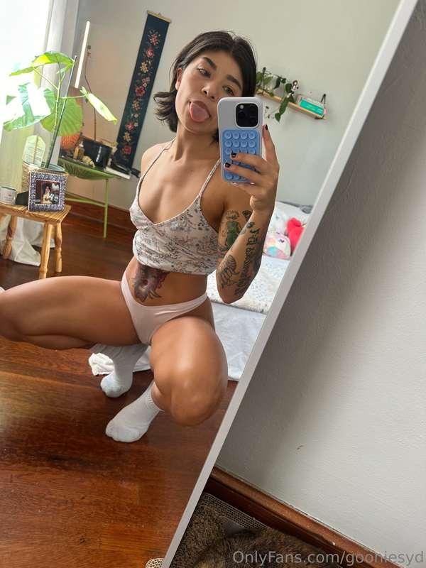 am i your #1 girl? ☺️