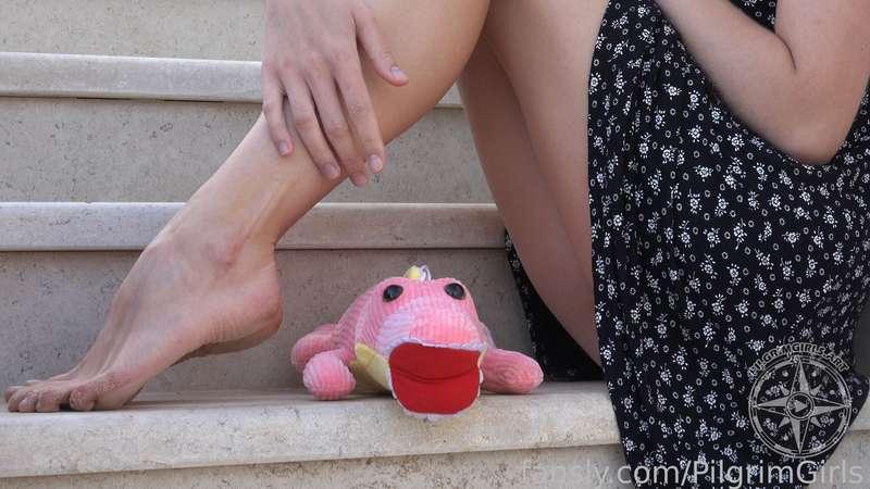 pilgrimgirls image #10