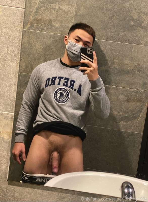 教練在健身房越晚越沒人來拍幾張🤫