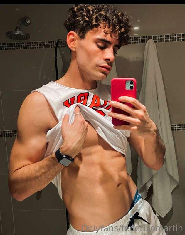 𝐘𝐔𝐍𝐆 𝐅𝐀𝐍 𝐅𝐔𝐂𝐊𝐒 𝐌𝐄 𝐖𝐈𝐓𝐇 𝐇𝐈𝐒 𝟐𝟒𝐗𝟕🔥 Someday a random guy contac..