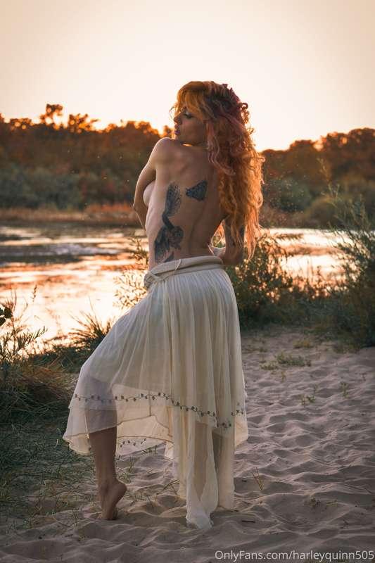 Soft sand set , a photo set i modeled for Edith beauty magaz..