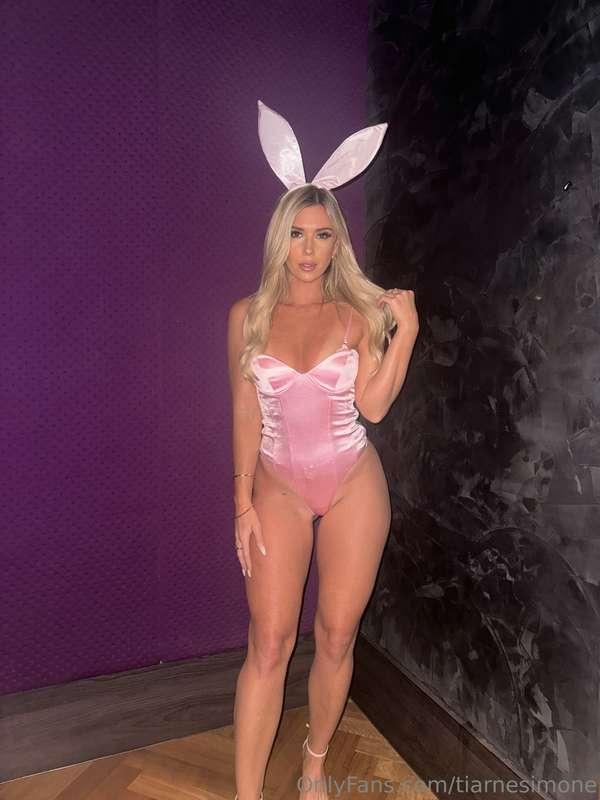 Playboy energy, but baby I don’t play 🐰💋