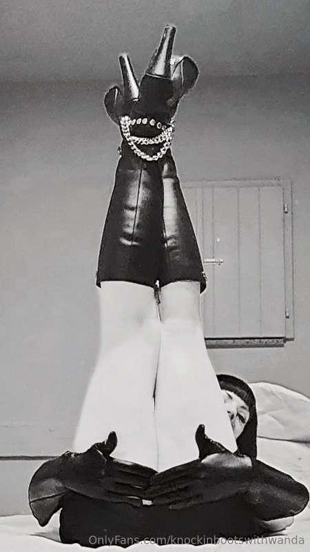 Do you too love old movies?💋