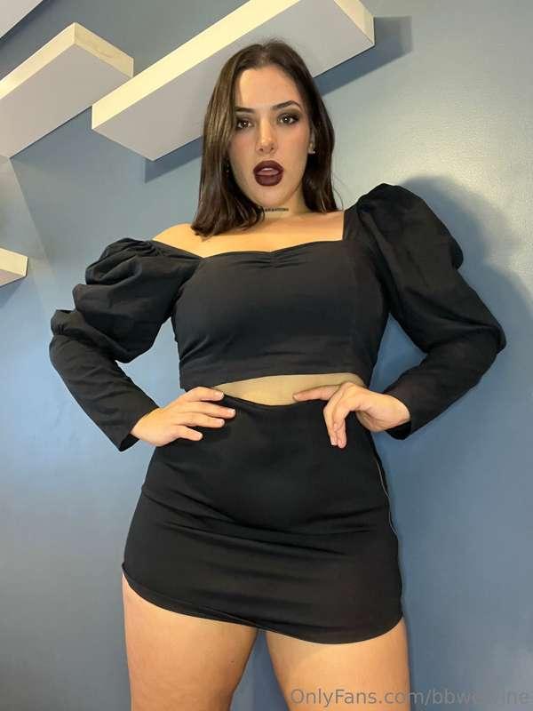 Would you rather be stepped on or have the goth's ass on you..