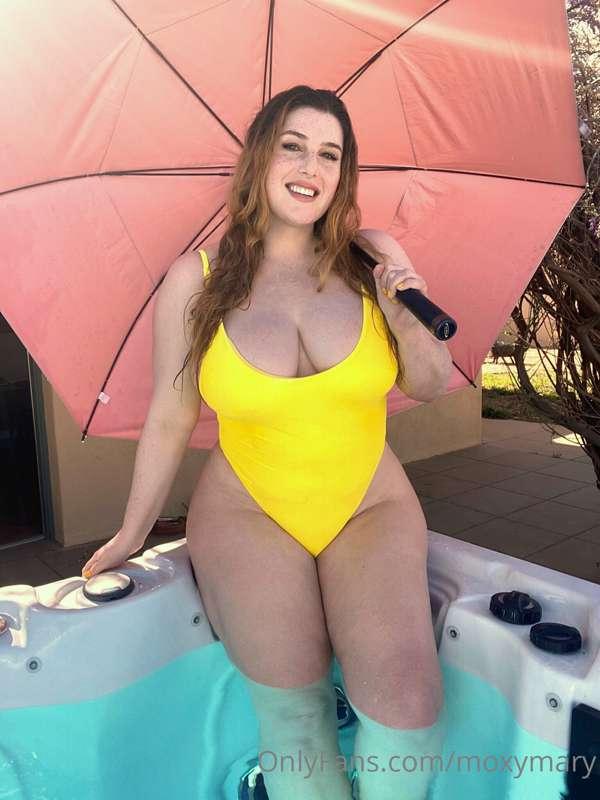 It's not jaundice.  It's just bad editing.