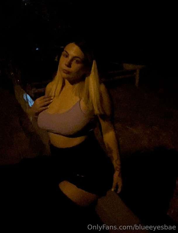 blueeyesbae image #1