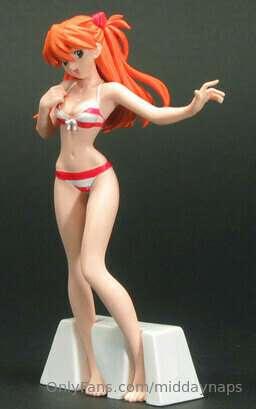 For an Asuka bikini shoot… what colour bikini!