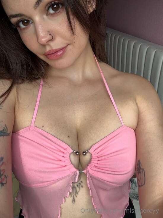 come say hi! 🥰 please please pleaaasseeee 💕💕💕