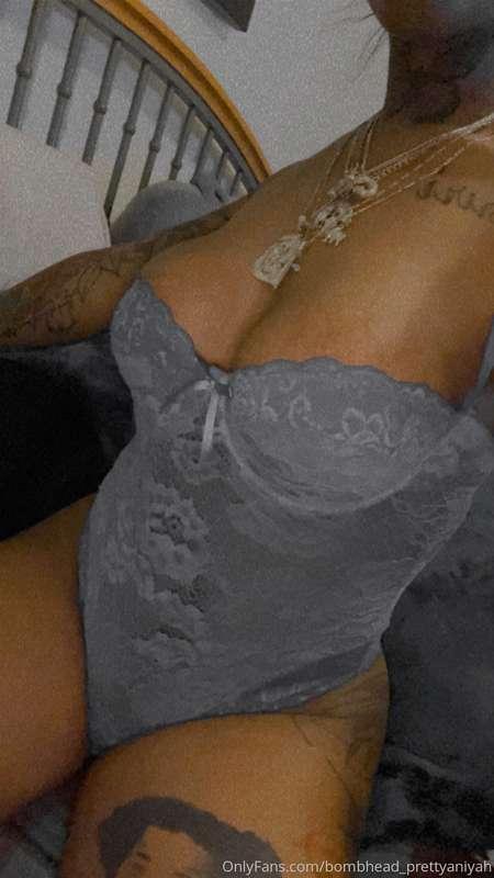 😊😊😊🥰🥰🥰🥰enjoy umm i smell lke peaches the sweet ones the real..