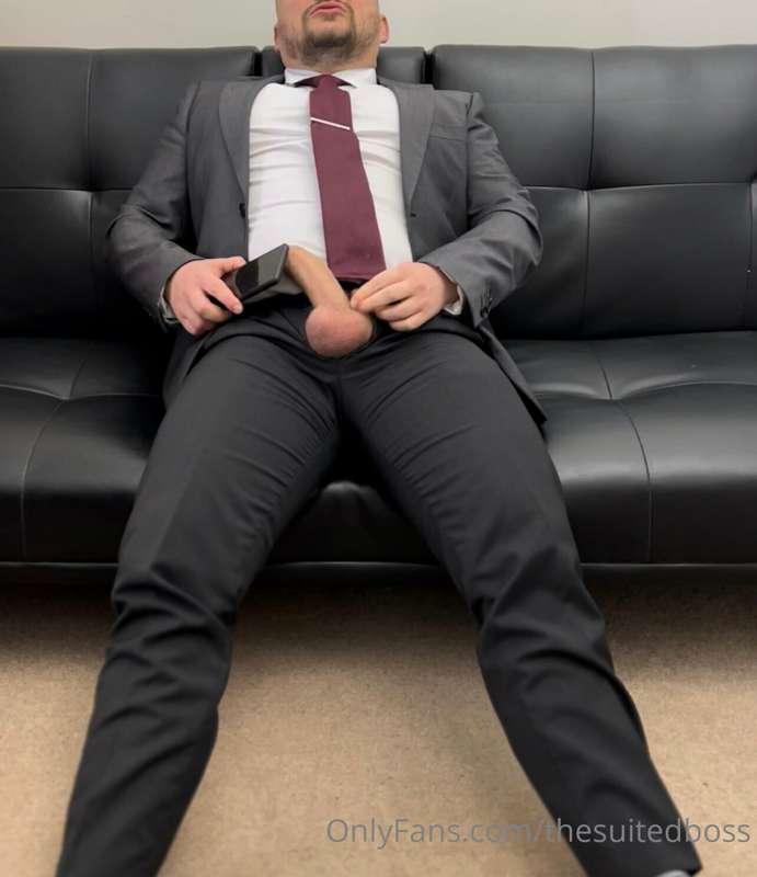 Now spread your legs for me

LIKE if you would