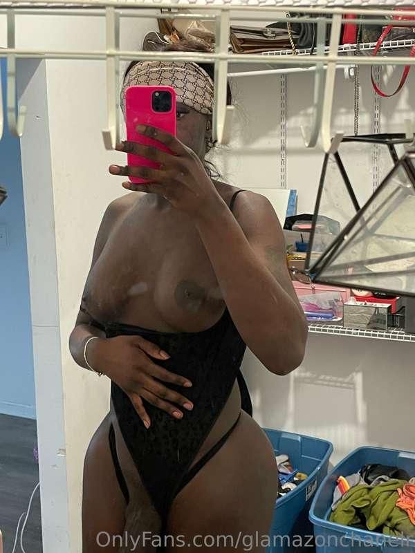 glamazonchanelr image #1