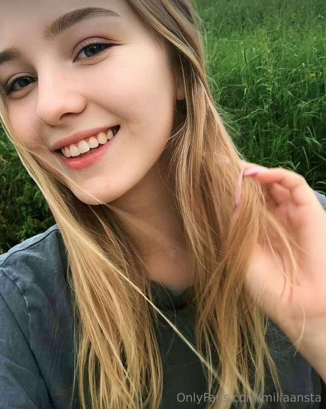 ##⚡️*FREE SUBSCRIPTION* @arniluck⚡️ This girl @arniluck a re..