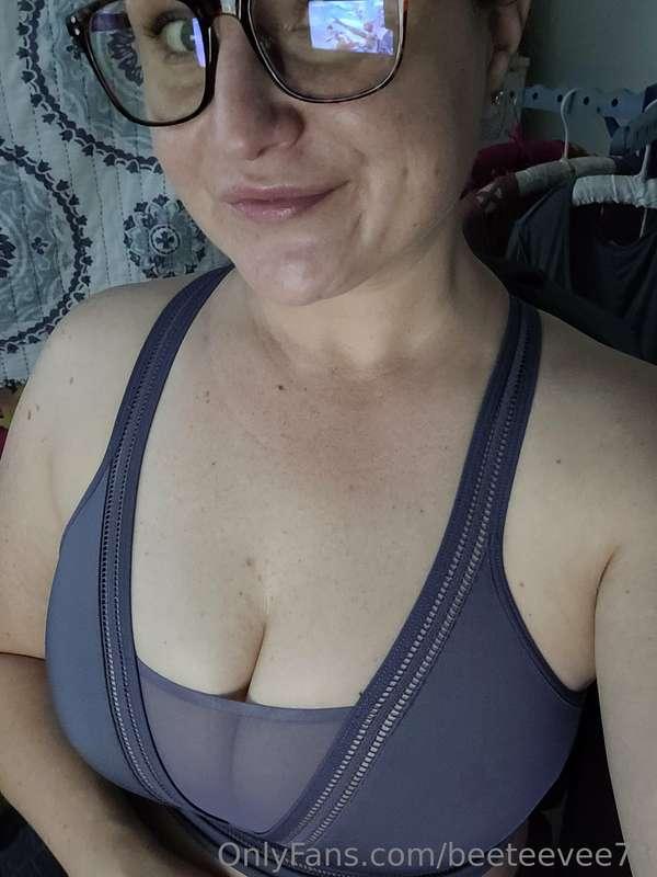 First off, big huge thx to reoccurring subs 🤗 Let me give yo..