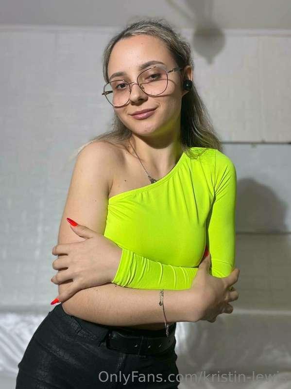 I have new stuff and a great mood) Just look into my eyes an..