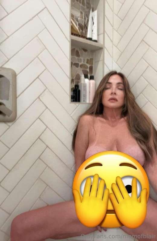 That win… I am so wet😈DM me if you want to see without the e..