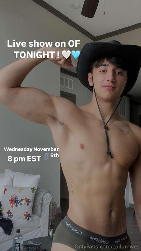 Go on my VIP page to have access to the live!! 🩵🤍