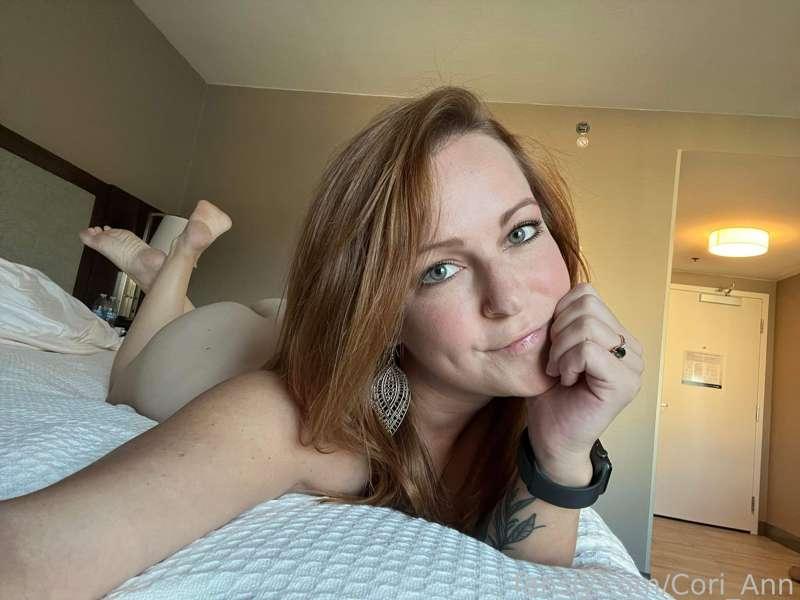 I hope you all had a great weekend!

#fyp #redhead #tattooed #greeneyes #tits #naturalboobs #boobs