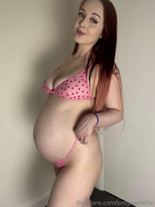 pregnantellie image #13