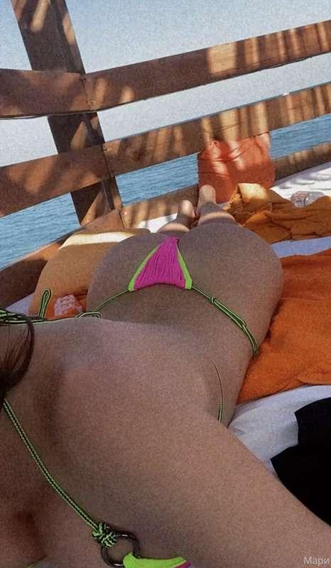 Wanna join me at the beach?😈😈
Text me and I’ll send you the ..