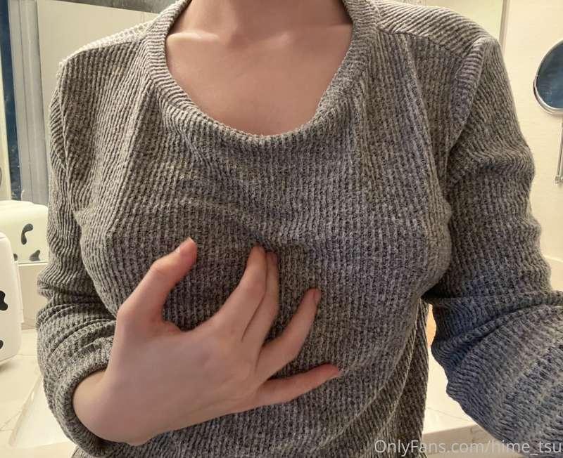 This is my favorite sweater, can you guess why?