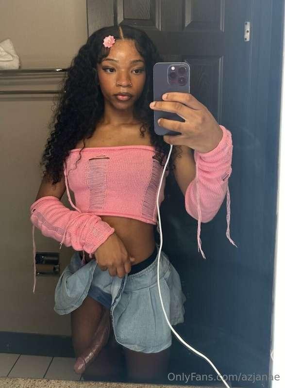 azjanae image #1