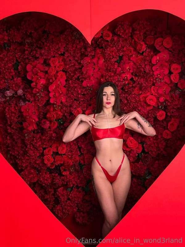 𝐅𝐑𝐄𝐄𝐄 𝐒𝐔𝐁𝐒𝐂𝐑𝐈𝐏𝐓𝐈𝐎𝐍 🟢CLICK HERE - @edeneblack 🟢 This cutie is..