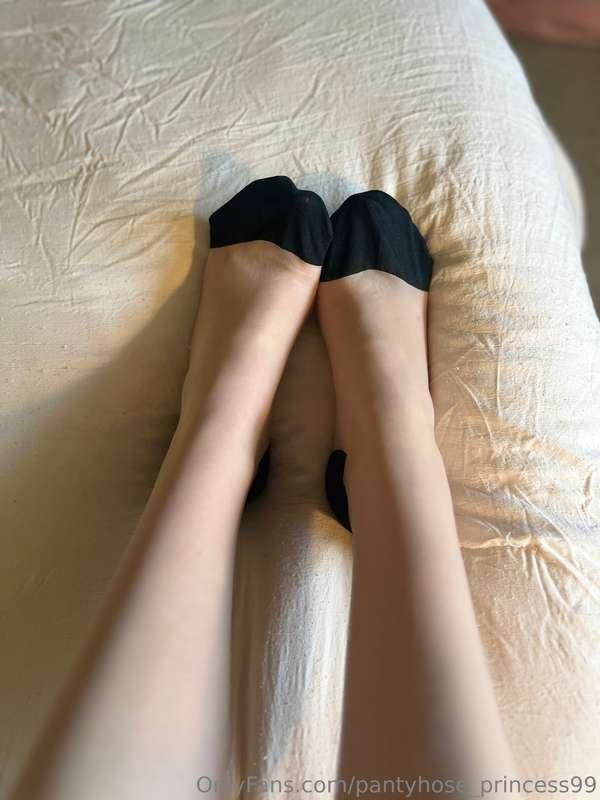 pantyhose_princess99 image #2