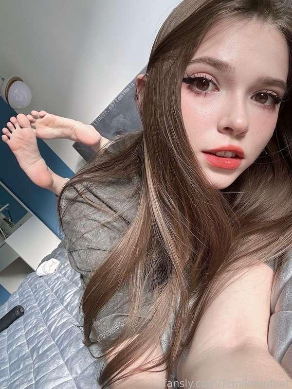 temikmiufeet image #3