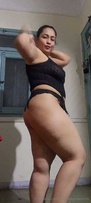 Come to my DM and let's play together 💦💦💦💦