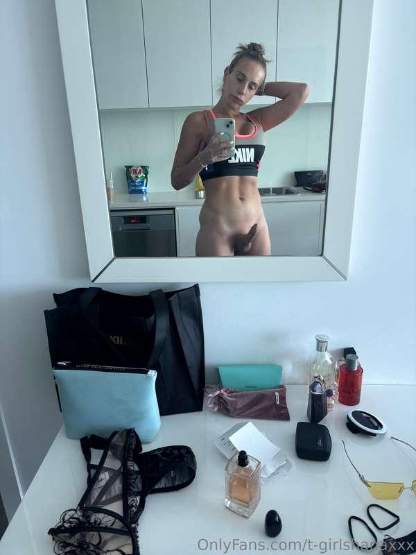 Getting horny after my run! Who wants to taste me? 💦