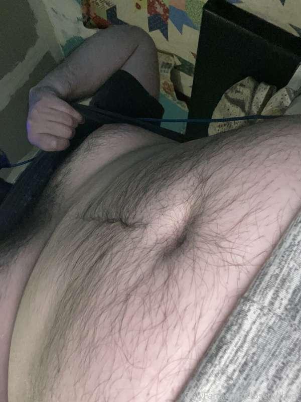 Who wants to rub my hairy belly and chest?