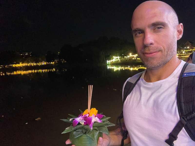 Happy Loy Krathong