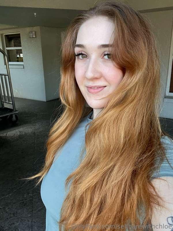 No makeup and I'm still pretty, right? 😉