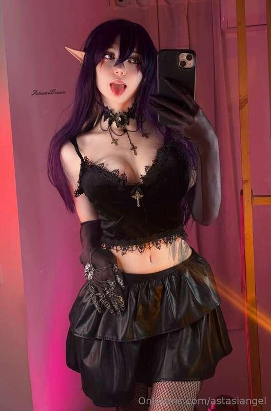 Your favorite demon princess is back…message me for more 😈