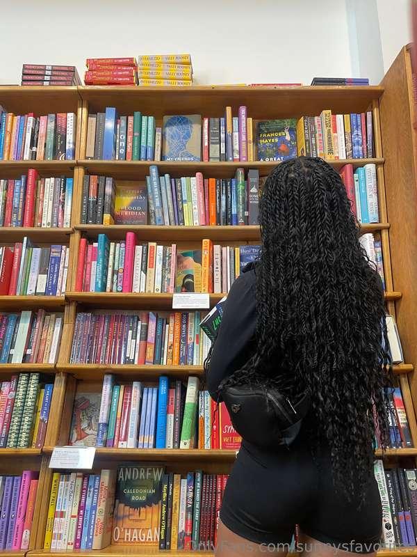 Looking for some new books to add to my ‘library’. Have you ..